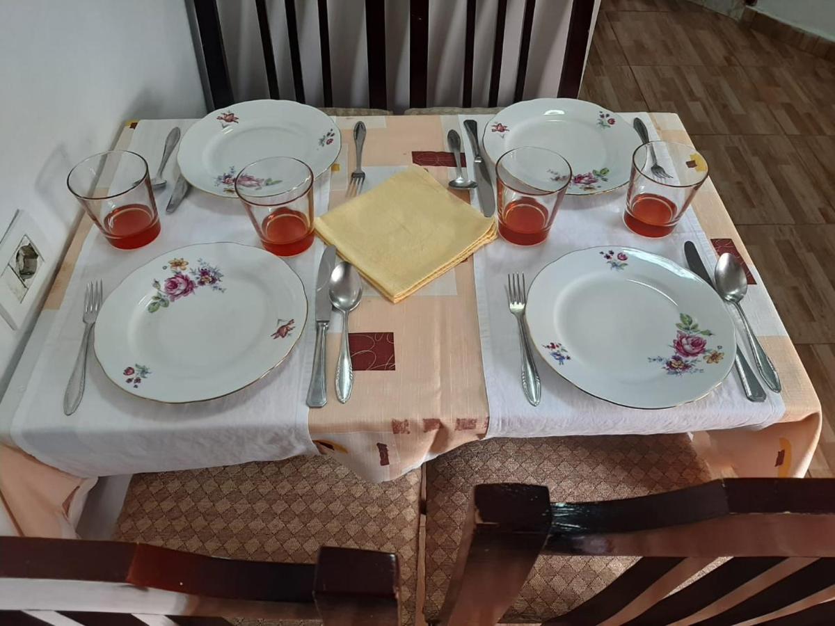Vrenjo Guesthouse Gjirokastër Exteriér fotografie